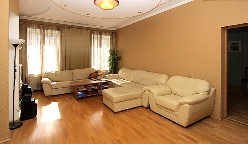 Косметический ремонт трёхкомнатной квартиры 63.3м2 в Алматы